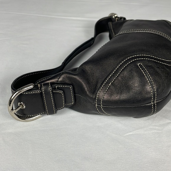 Coach Vintage Soho Hobo Black Leather Shoulder Bag - Picture 6 of 15